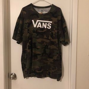 Oversized Vans tee